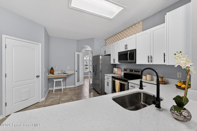 Building Photo - 1850 Emerald Green Cir