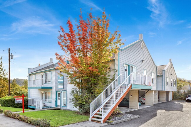 Building Photo - Heron's Nest Apartments