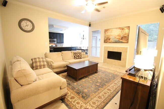 Building Photo - 114 Chandler Ct