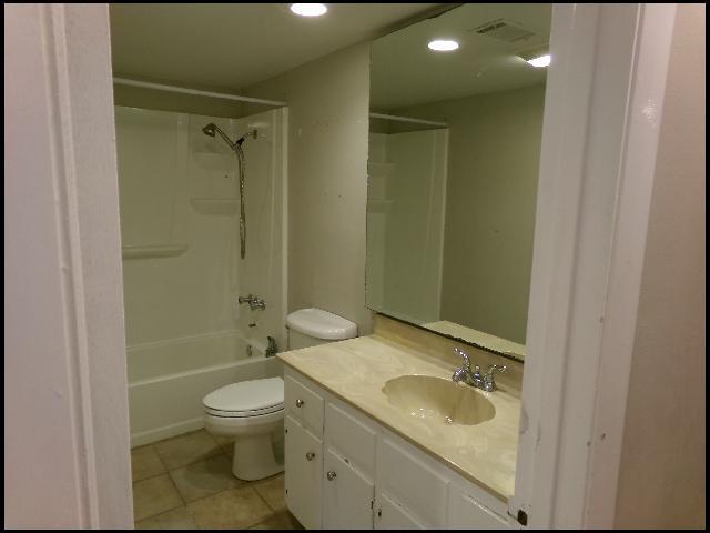 Building Photo - 11320 Southridge Dr