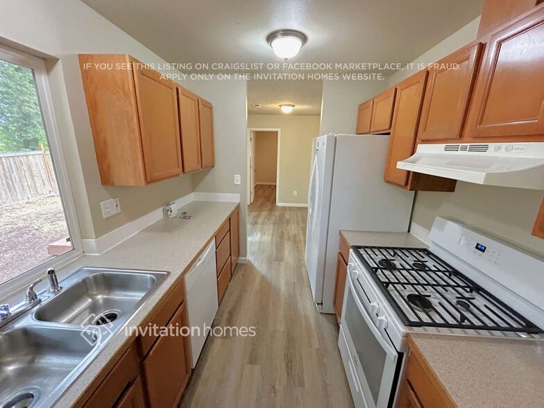 Building Photo - 25725 198th Pl SE