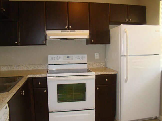 Building Photo - FREE Rent Offer – Available on Select Units!