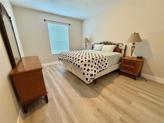 Building Photo - 4024 Breakview Dr