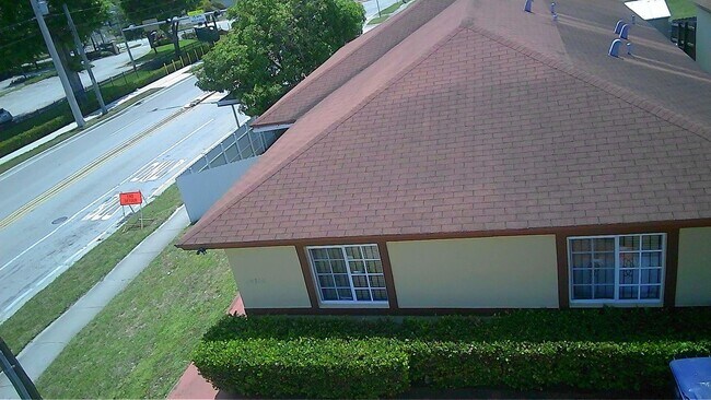 Building Photo - 20700 NW 31st Ave