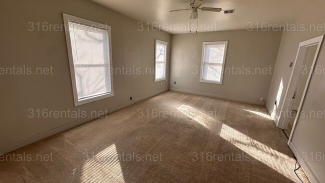 Building Photo - $850 - 1 bedroom / 1 bathroom - Single Family Home