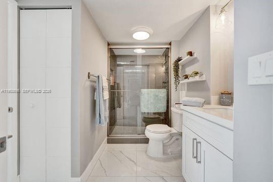 Building Photo - 20515 E Country Club Dr