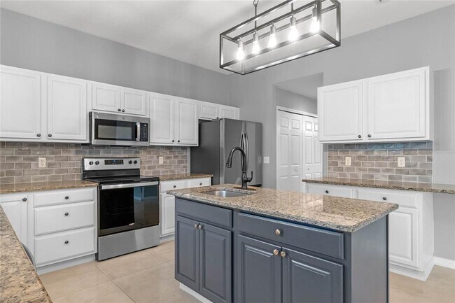 Building Photo - 2545 Hunley Loop