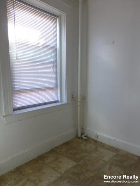 Building Photo - 1615 Commonwealth Ave