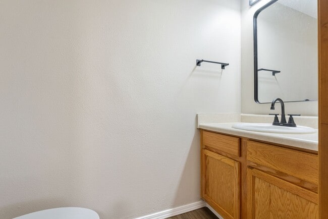 Building Photo - HALF OFF - FIRST MONTHS RENT!