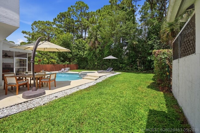 Building Photo - 15073 Oak Chase Ct