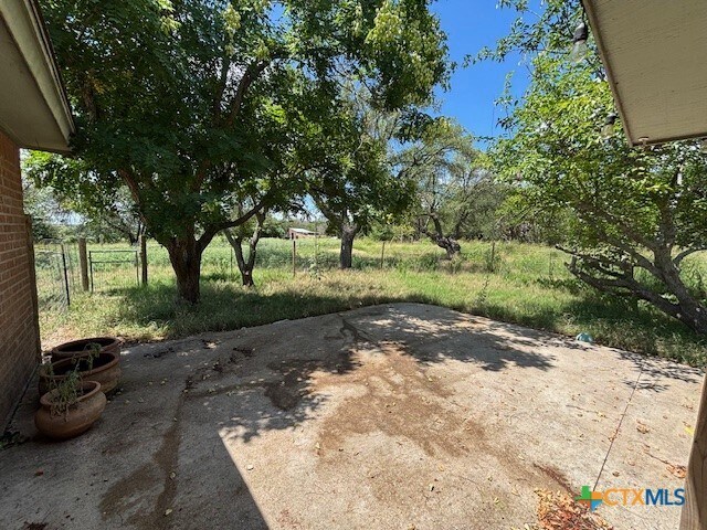 Building Photo - 6186 Farm to Market 1715