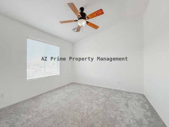 Building Photo - 2725 E Mine Creek Rd