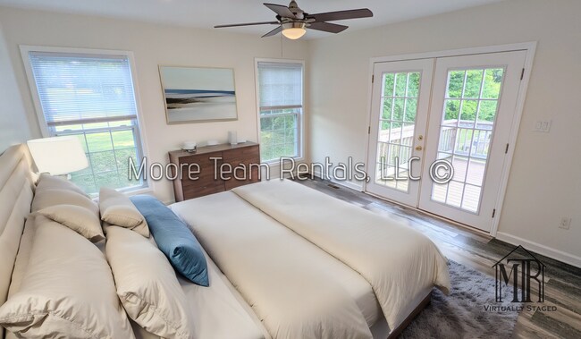 Building Photo - Turnabout Lane Duplex