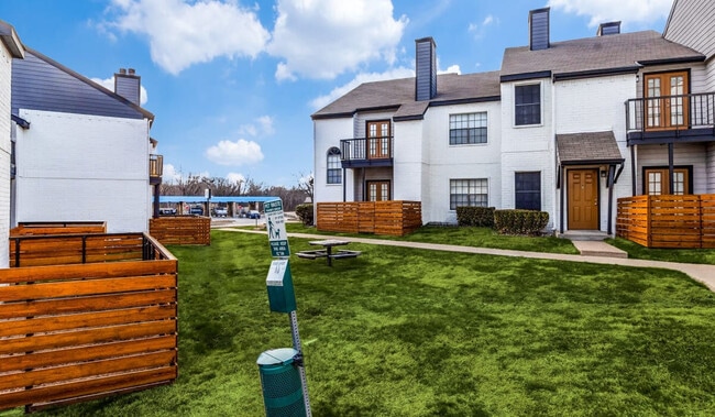 Building Photo - Knowlton Apartment Homes