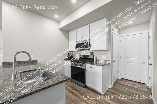 Building Photo - 8186 Grey Bark Wy