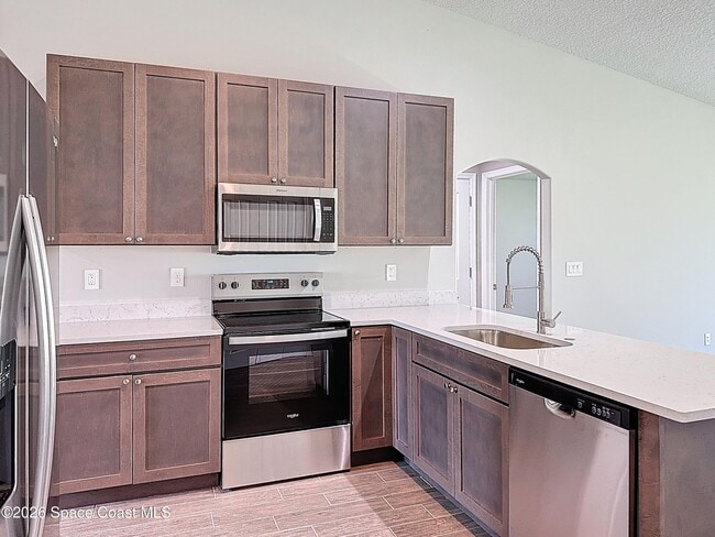 Building Photo - 1101 San Filippo Dr SE