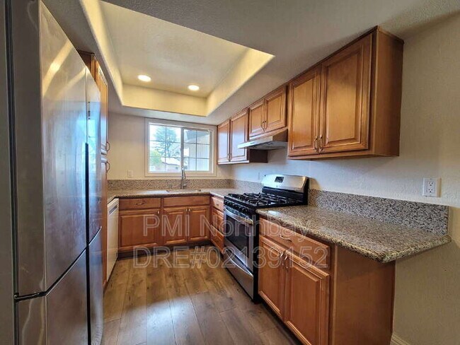 Building Photo - 2506 Hastings Way