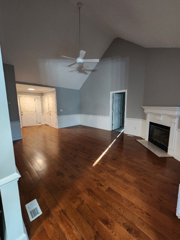 Building Photo - 5 Box Turtle Ct