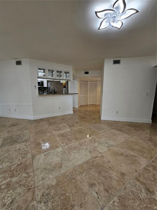 Building Photo - 9781 SW 138th Ave