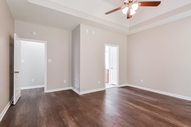 Building Photo - 2007 Westwind Dr