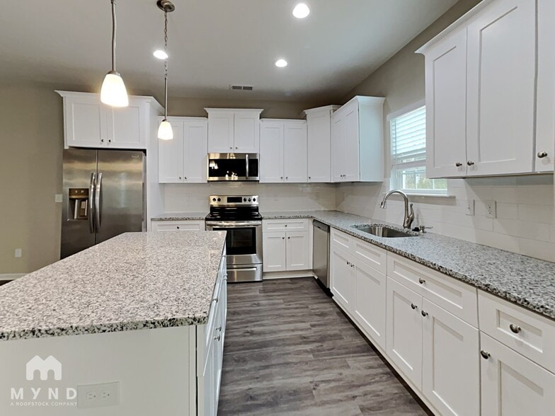Building Photo - 1513 Allenbrook Dr