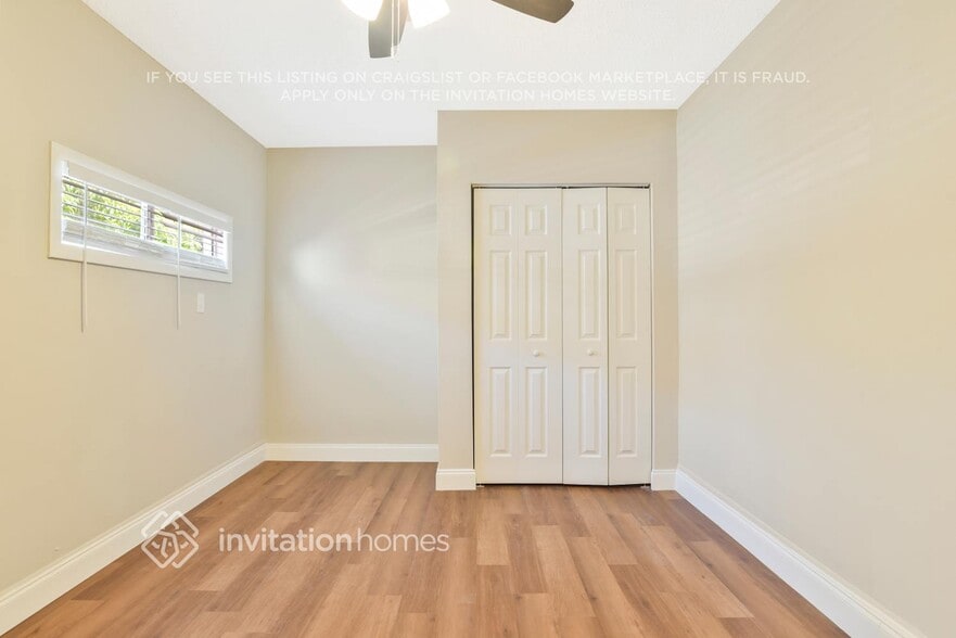 Building Photo - 3434 Coachlight Dr