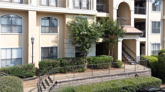 Building Photo - 3777 Peachtree Rd NE