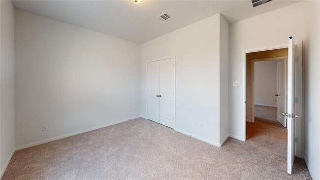 Building Photo - 125 Liberty Hill Ln