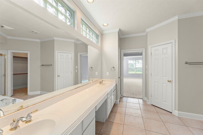 Building Photo - 12131 Cielio Bay Ln