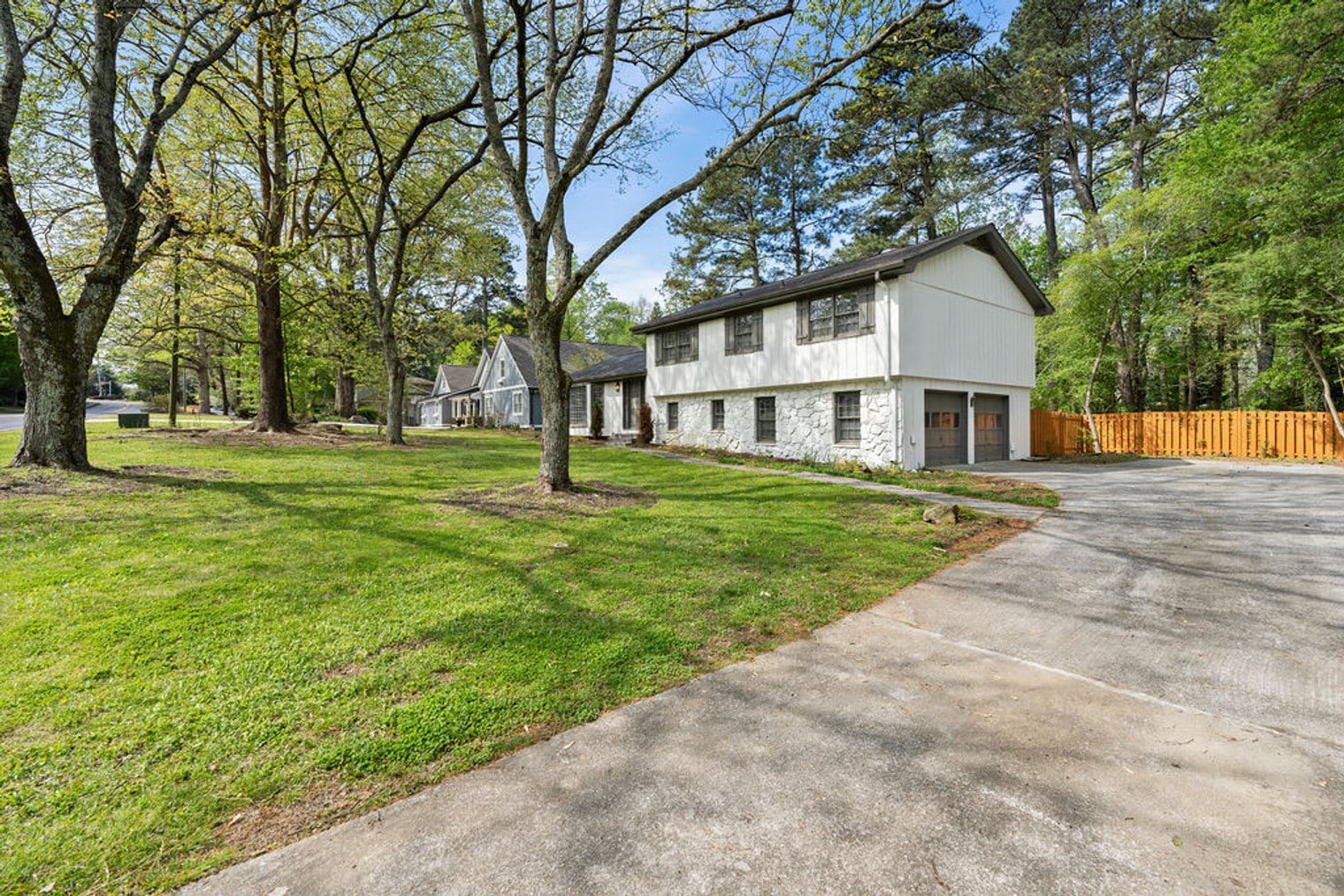 Building Photo - 673 Fairfield Drive