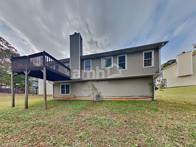 Building Photo - 3032 Crystal Gate Pl