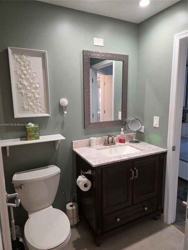 Building Photo - 1365 Crystal Way