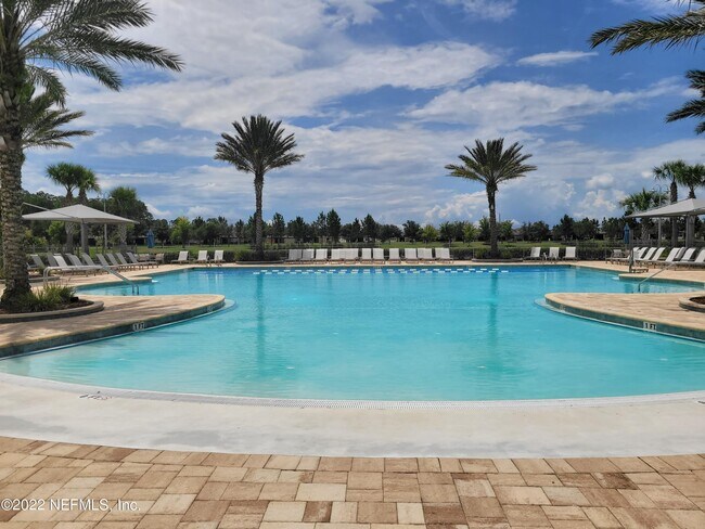 Building Photo - 313 Bluejack Ln