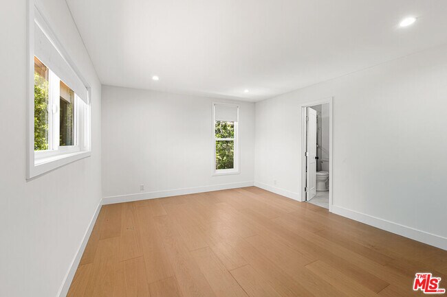 Building Photo - 4491 Gayle Dr