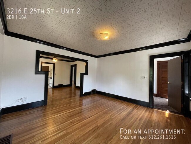 Building Photo - 3216 E 25th St