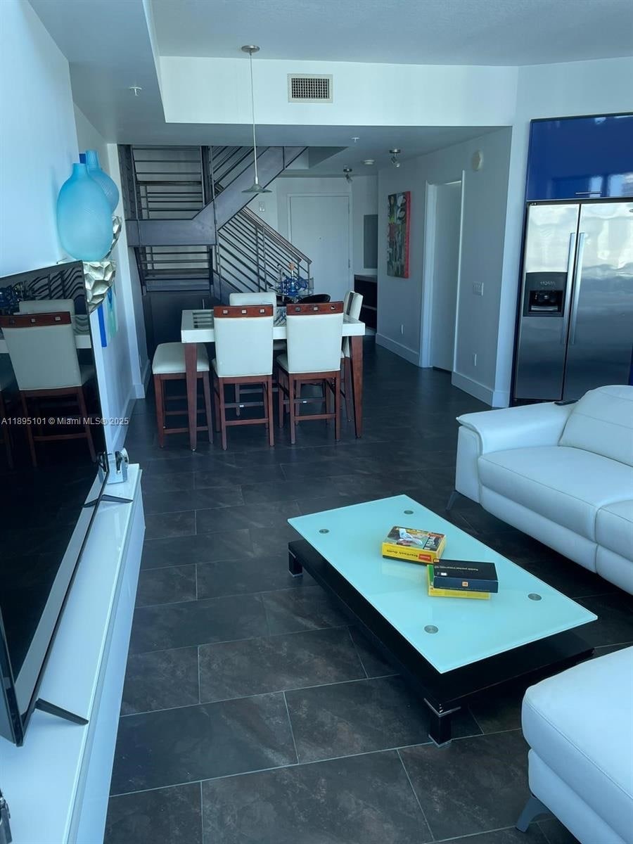 Building Photo - 60 SW 13th St