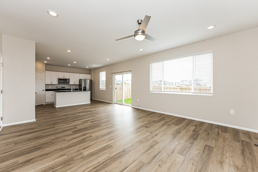 Building Photo - 11451 Lake Trout Dr