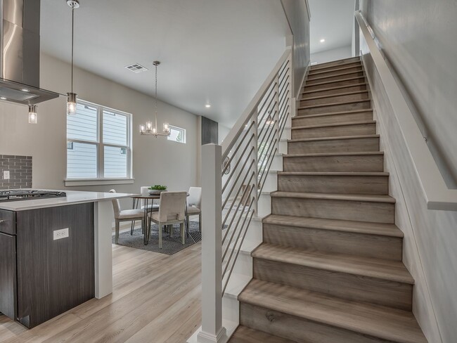 Building Photo - Spacious 4-Bedroom Home with Thoughtful De...