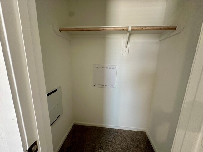 Building Photo - 13310 Rayhill Dr