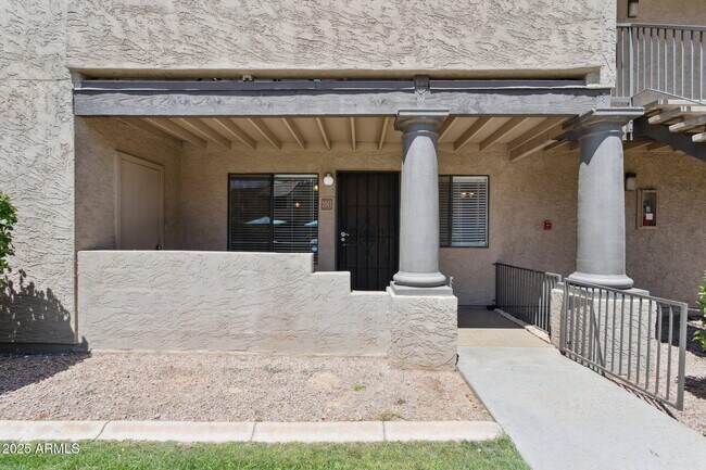 Building Photo - 5995 N 78th St