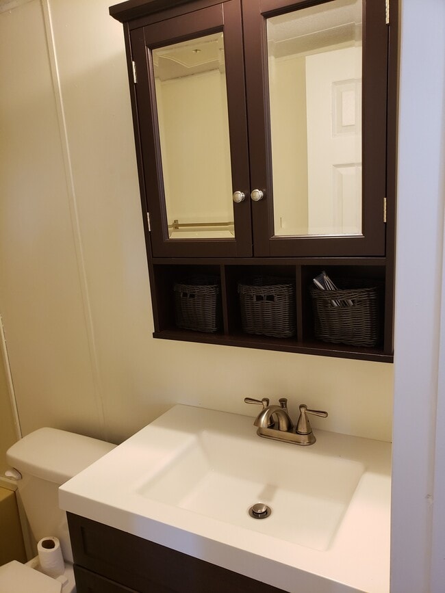 Building Photo - 6746 OH-179