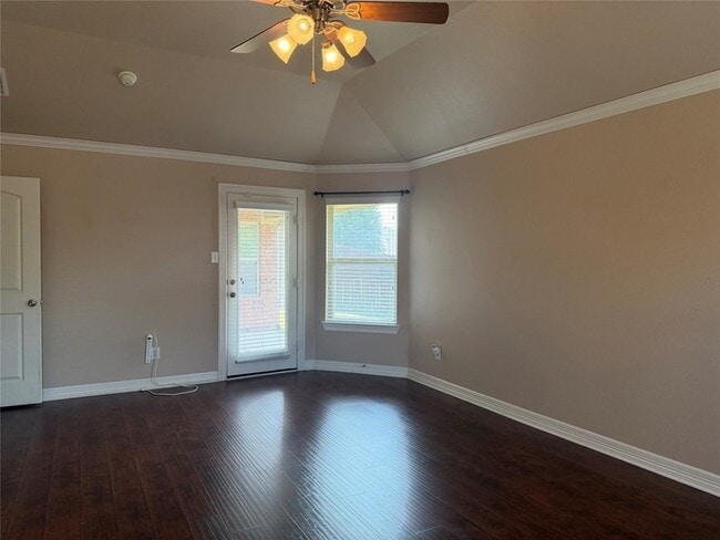 Building Photo - 9638 Castlerock Tr