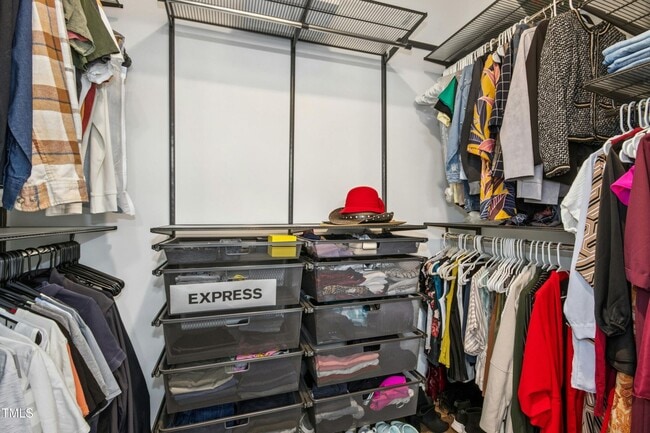 Building Photo - 2212 kurdrow - Bev Roberts Rentals and pro...