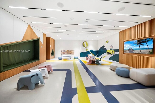 Building Photo - 300 Biscayne Blvd Way
