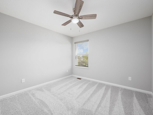 Building Photo - 267 Sage Hill Dr