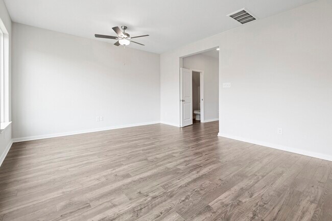 Building Photo - 21627 Lotus Elm St