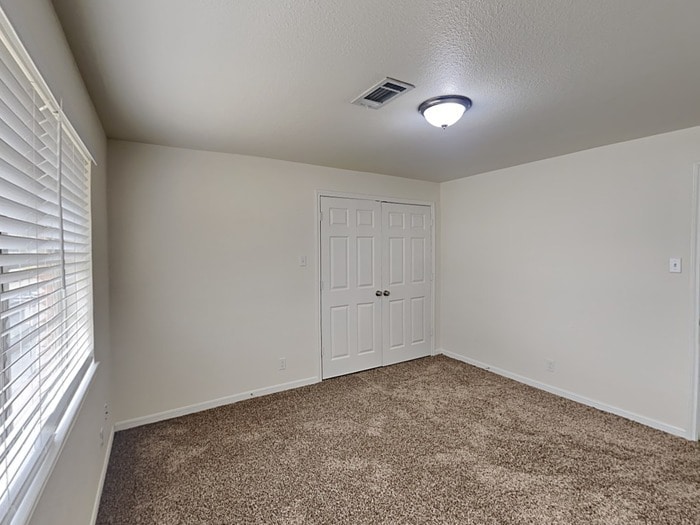 Building Photo - 2405 Avenue G