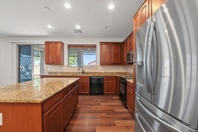 Building Photo - 11707 W Planada Ct