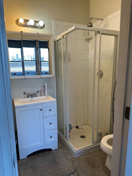 Building Photo - 605 Dorchester Ave