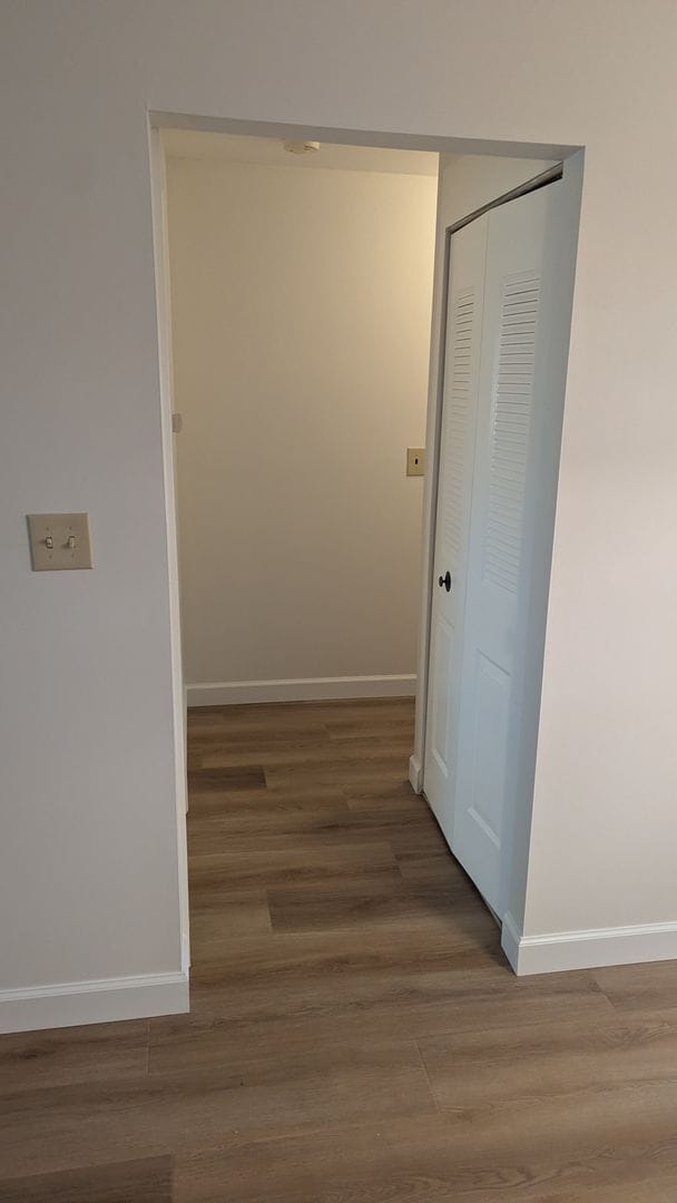 Building Photo - Recently renovated 1st floor condo for ren...